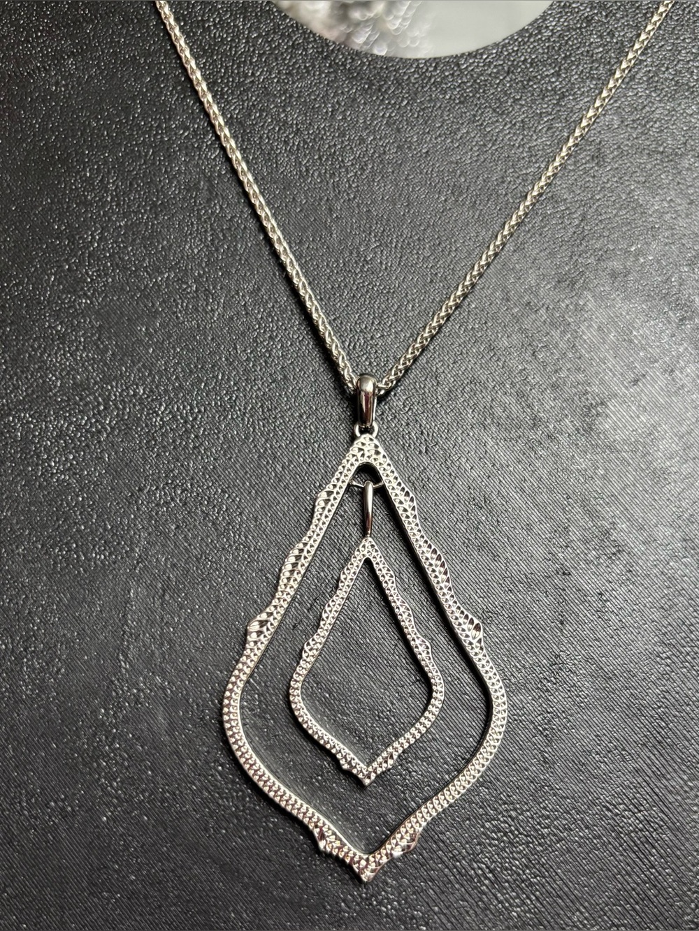 Kendra Scott Simon Necklace